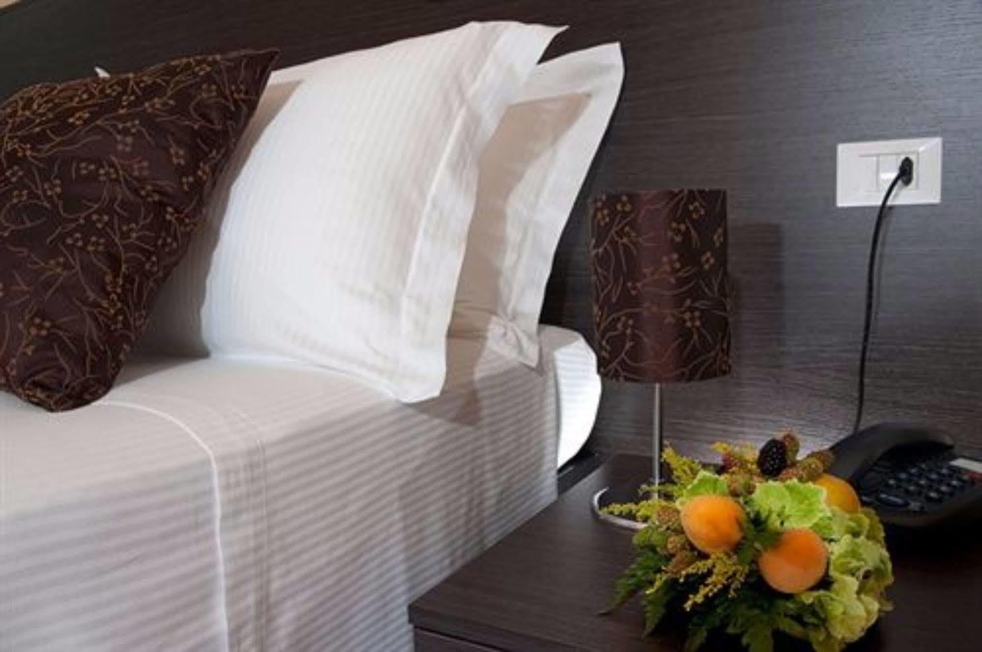 Park Hotel Kursaal Misano Adriatico Eksteriør bilde